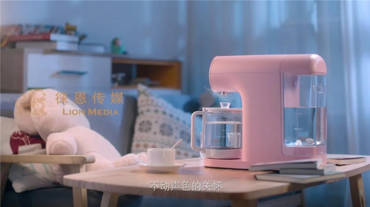 家樂事P40凈飲機直接過濾自來水變?yōu)榧儍羲⒓訜? /> 
	</center>
	<p>
		目前家樂事樂喝飲飲機P40已順利通過華為HiLink認證，正式入駐華為智慧生活IoT生態(tài)圈，實現華為產品云的互聯(lián)互通。也在家樂事凈水器天貓、京東官方旗艦店正式上線，售價1999元，券后折扣價在1500左右，大家可以都圍觀一下此款產品。（點擊閱讀原文，一鍵直達天貓詳情頁面）
	</p>
</div>                    <!--凈水器加盟-->

                </div>
                <div   id=